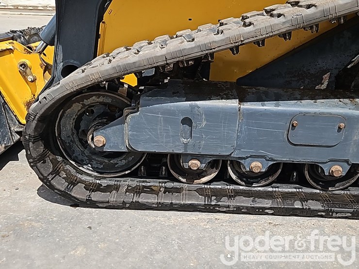 2023-deere-325g-image-17