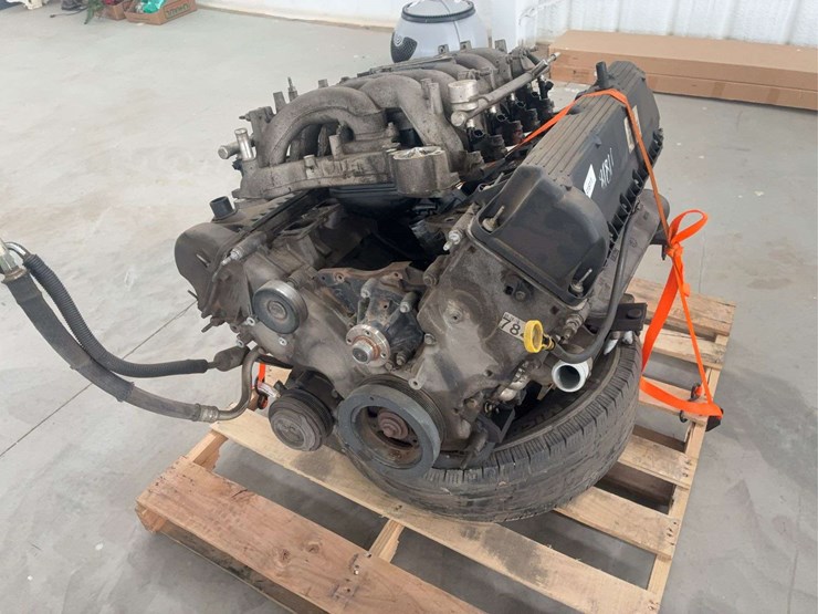 6.8-liter-v10-engine-assembly-for-core-use-image-1