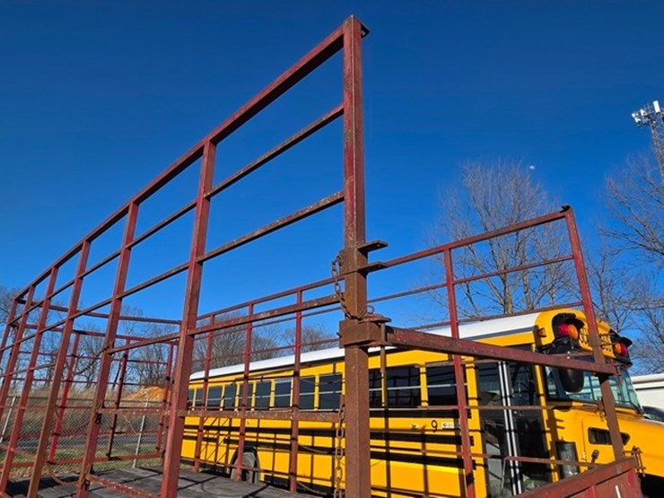 8x22-metal-rack-hay-wagon-image-7