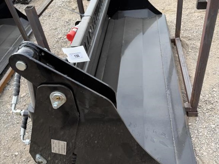 #156-•-skid-steer-72"-4-in-1-bucket-image-2