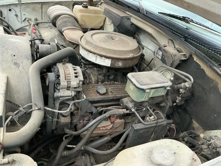 1991-chevrolet-cheyenne-3500-image-13