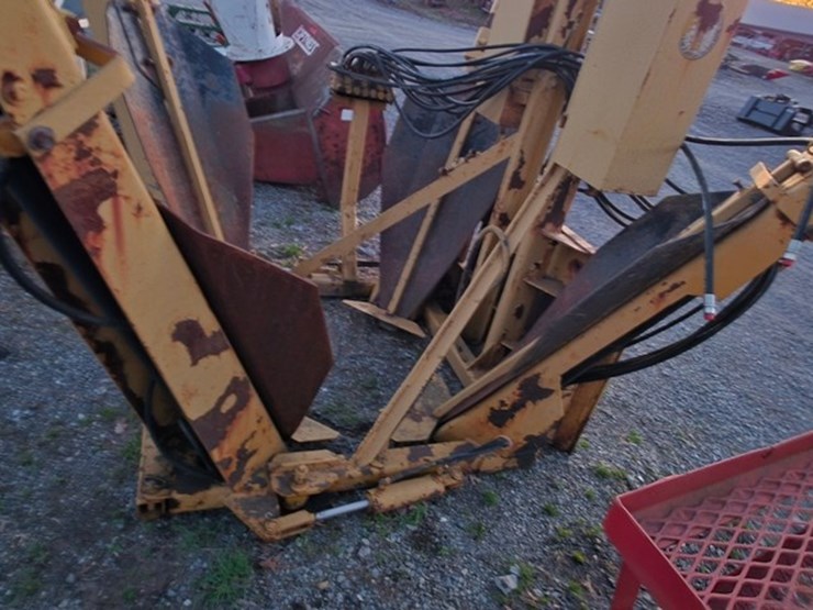 ts-44t-skidloader-tree-spade-image-7
