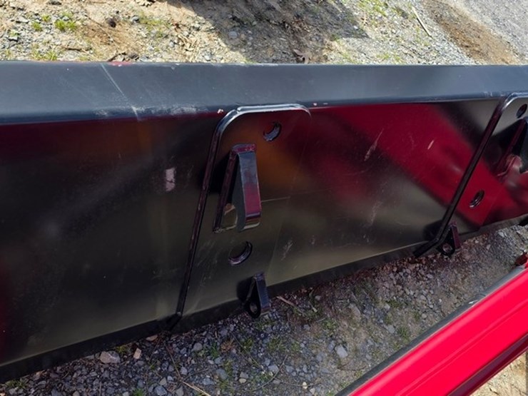 new-mahindra-7095clgc-euro-loader-image-10