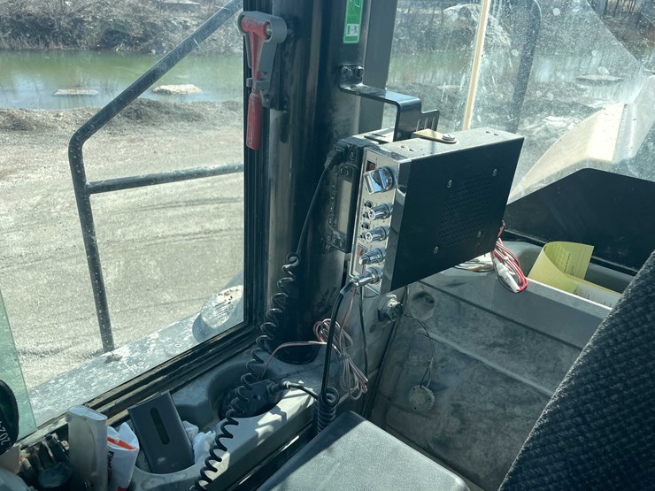 caterpillar-982m-image-72