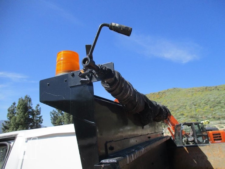 2012-ford-f550-sd-image-19