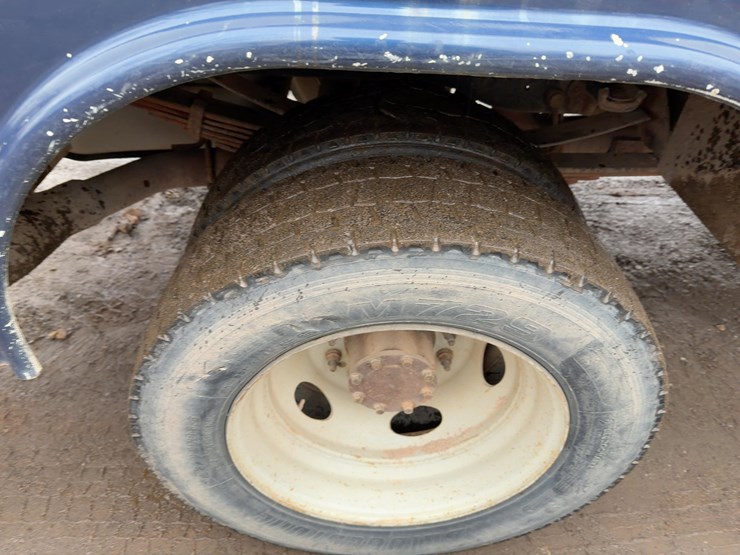 2012-ford-f450-xl-image-9