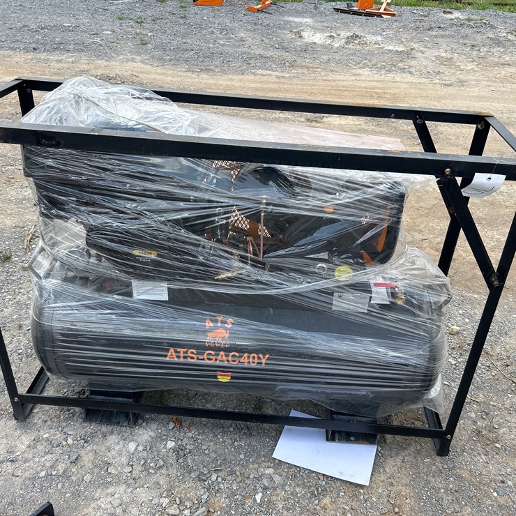 #70 • 40 GALLON TWO STAGE AIR COMPRESSOR