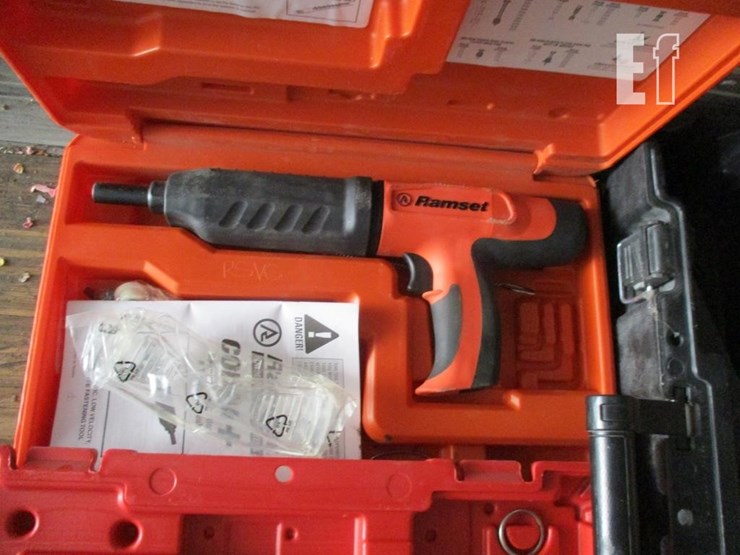 lot-of-various-milwaukee-hand-tools-image-3