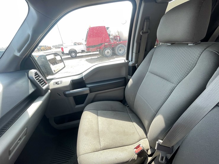 #5673-•-2015-f150-xlt-4x4-extended-cab-(has-wi-title)-image-70