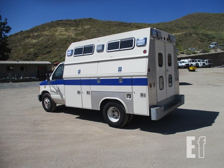 1992-ford-e350-image-4