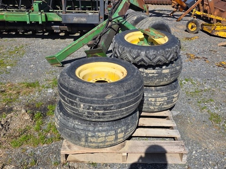 john-deere-750-image-16