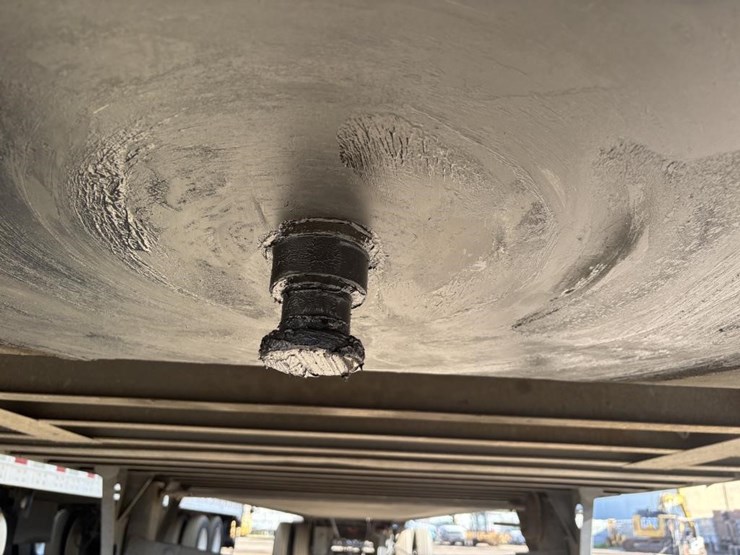 2000-utility-vs2r-image-10