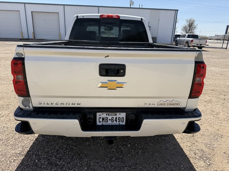 2014-chevrolet-silverado-1500-high-country-image-6