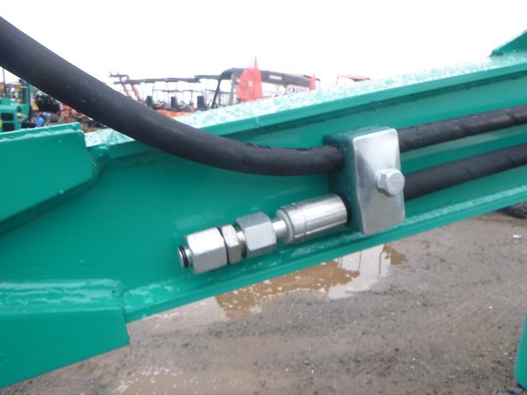 2026-agt-h15r-hydraulic-excavator-image-14