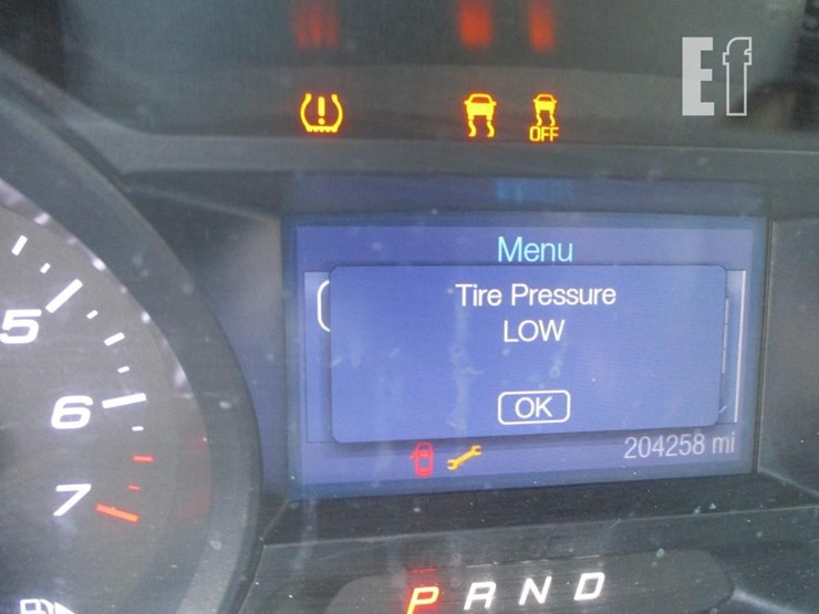 2014-ford-explorer-image-12