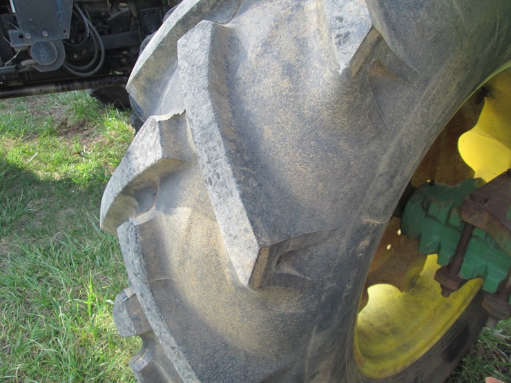 john-deere-2240-image-9