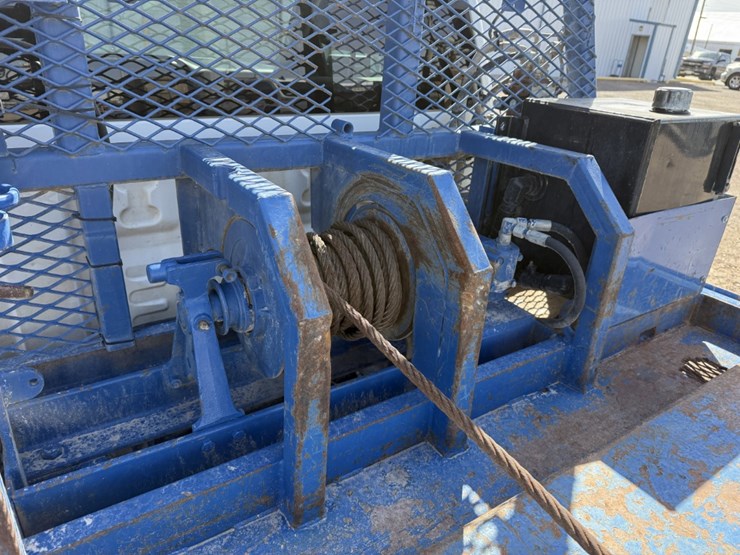 2016-chevrolet-silverado-3500hd-image-9