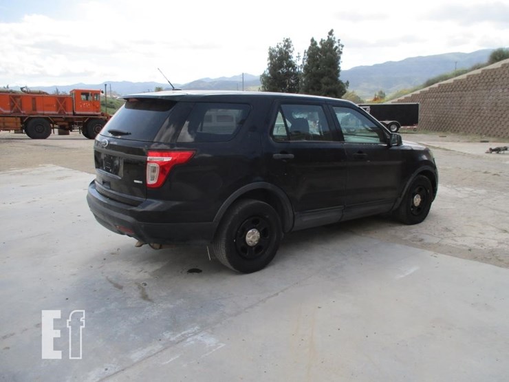 2014-ford-explorer-image-3