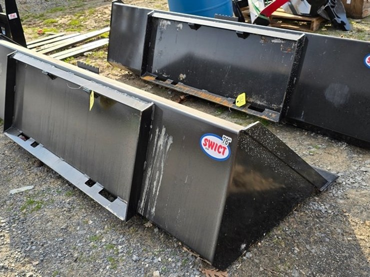 new-swict-78"-skidloader-bucket-image-1