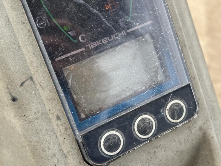 takeuchi-tb216-image-48