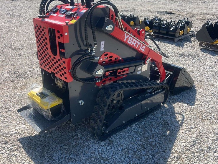 2026-agt-ysrt14-mini-skid-steer-image-5