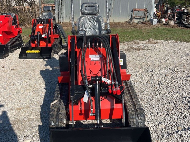 2026-sdlanch-sdll580-mini-skid-steer-image-2