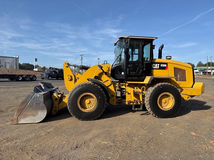 2020-caterpillar-938m-image-2