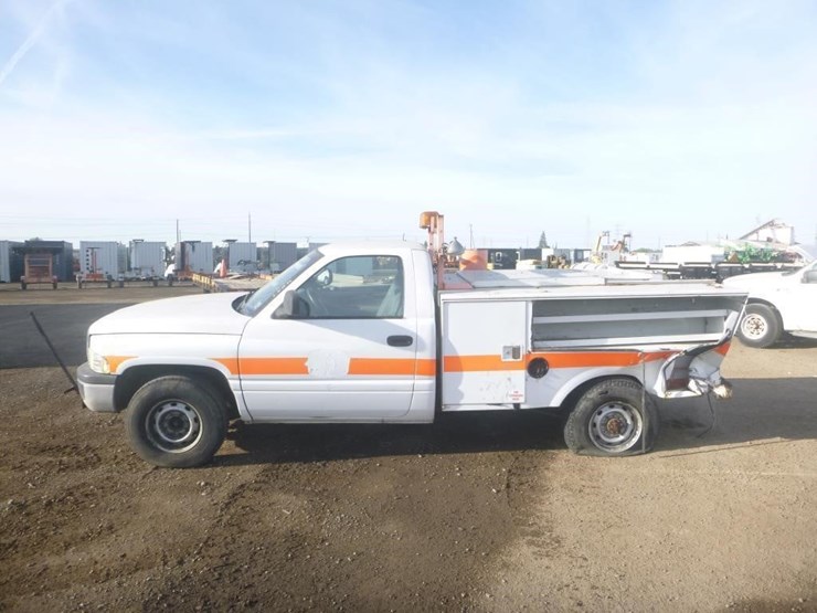 2002-dodge-ram-2500-image-5