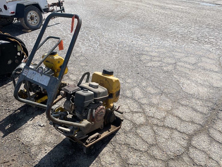 #5688-•-wacker-vp1340-plate-compactor-image-5