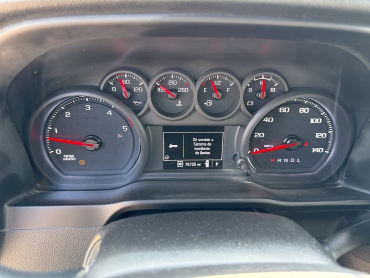 2022-chevrolet-silverado-3500hd-image-18