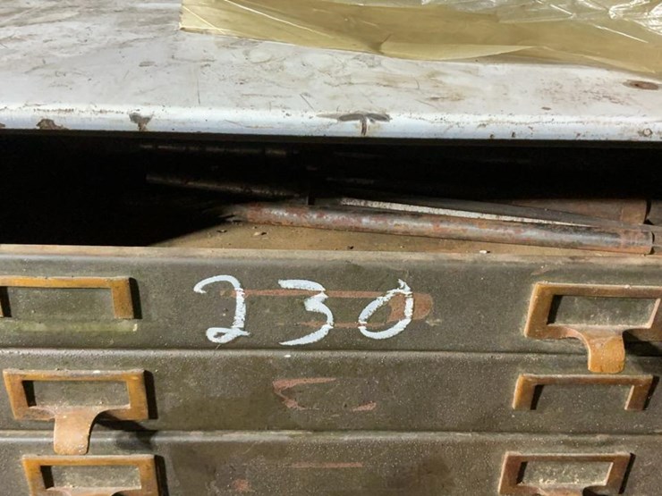 #230-•-tool-chest-and-rubber-sheet-image-9