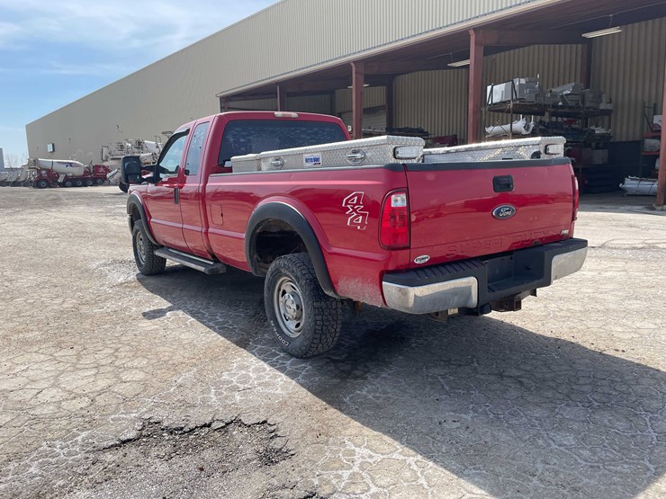 #5677-•-2011-f250-4x4-extended-cab-(has-wi-title)-image-7