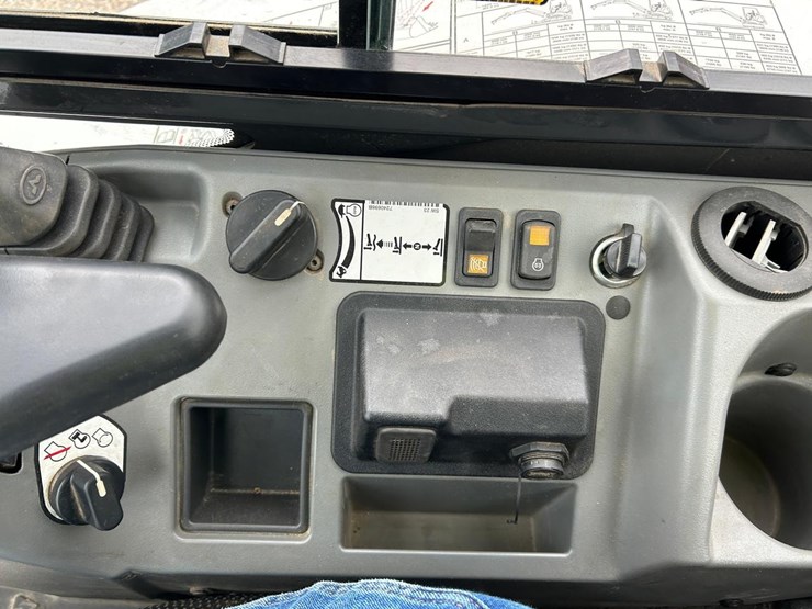 2023-bobcat-e35i-image-26