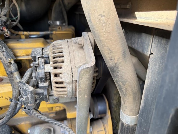 2008-deere-624j-image-46