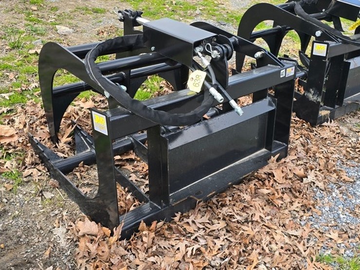 new-jmr-40"-mini-skidloader-grapple-image-2