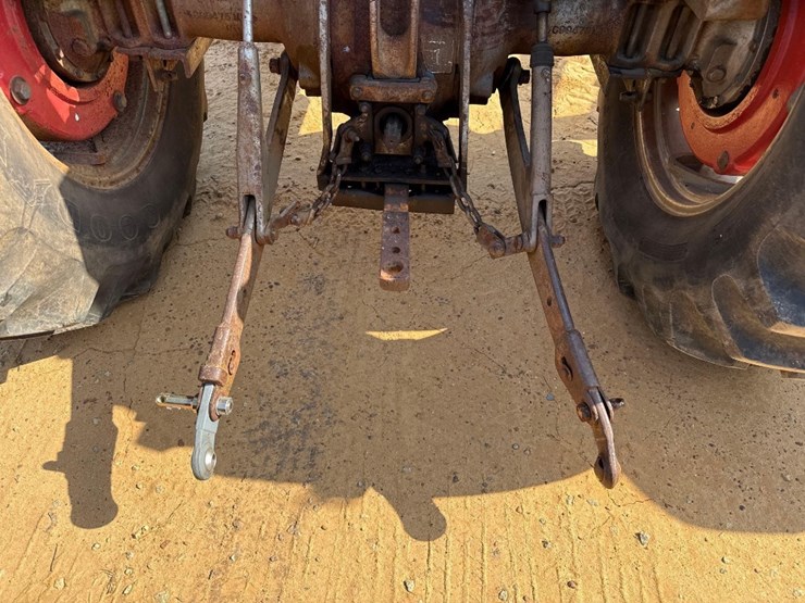 massey-ferguson-165-image-6