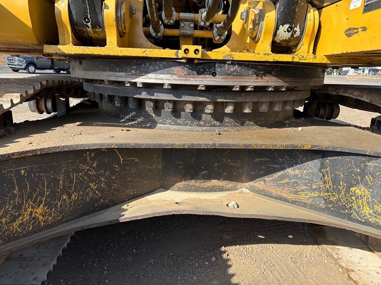 2018-caterpillar-336fl-image-14