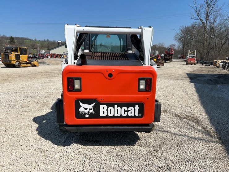2023-bobcat-t595-image-3