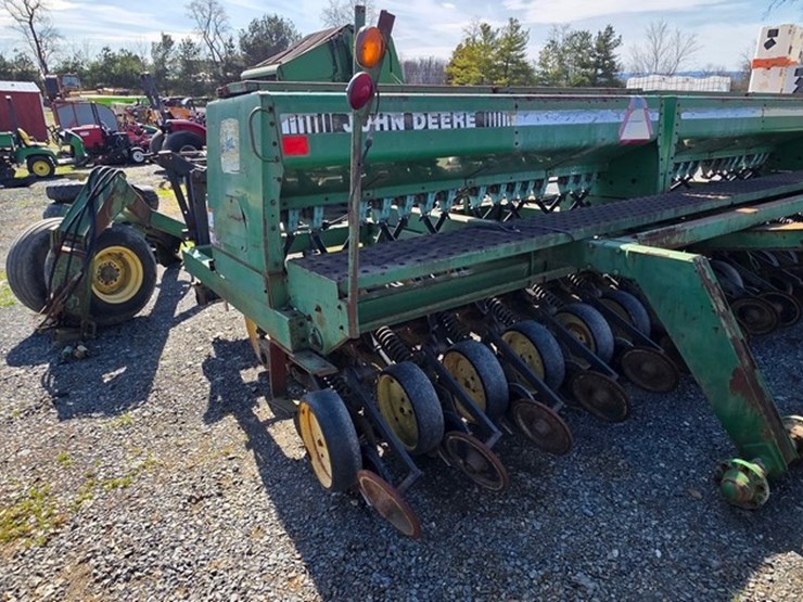 john-deere-750-image-4