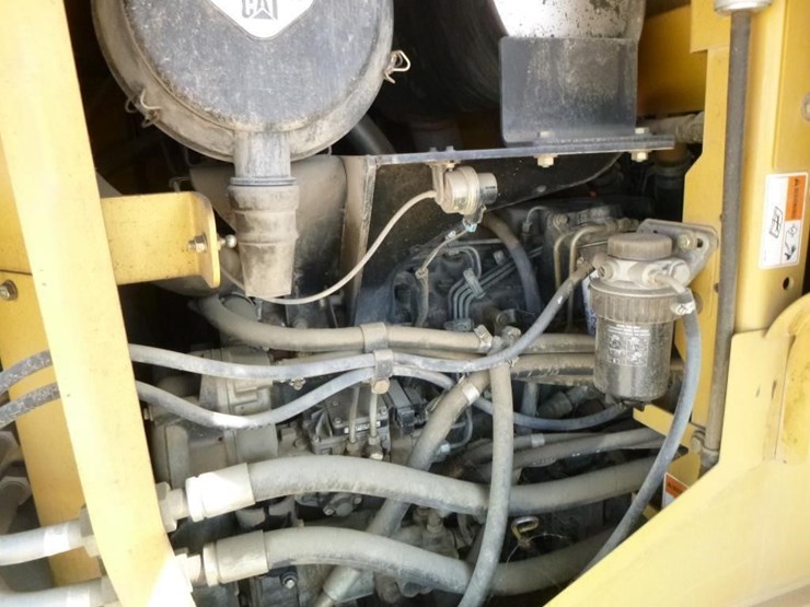 2004-caterpillar-924gz-image-34