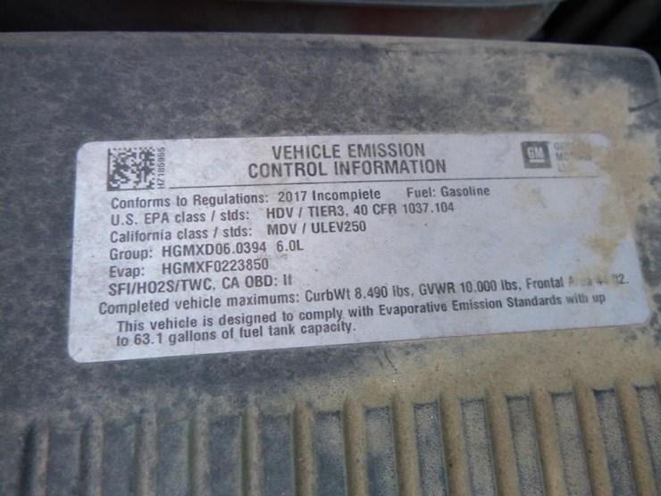 2017-chevrolet-2500-image-29