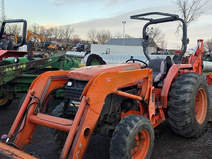 kubota-l4400-image-7