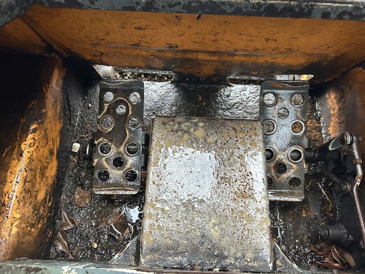 mustang-2086-image-24