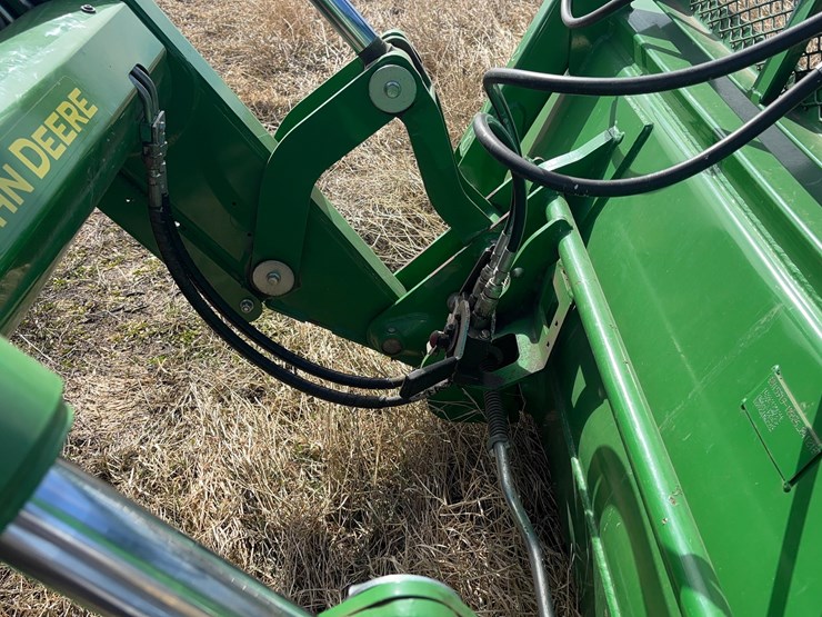 2018-john-deere-6145m-image-13