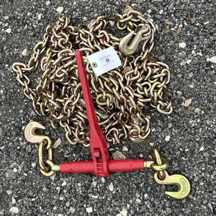 #68 • (2) 3/8" 20' Chains & (1) 9,200 lb Boomer