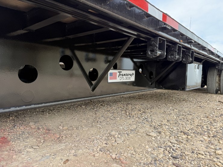 2014-transcraft-53'-x-102"-image-17