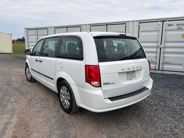 2015-dodge-caravan-image-4