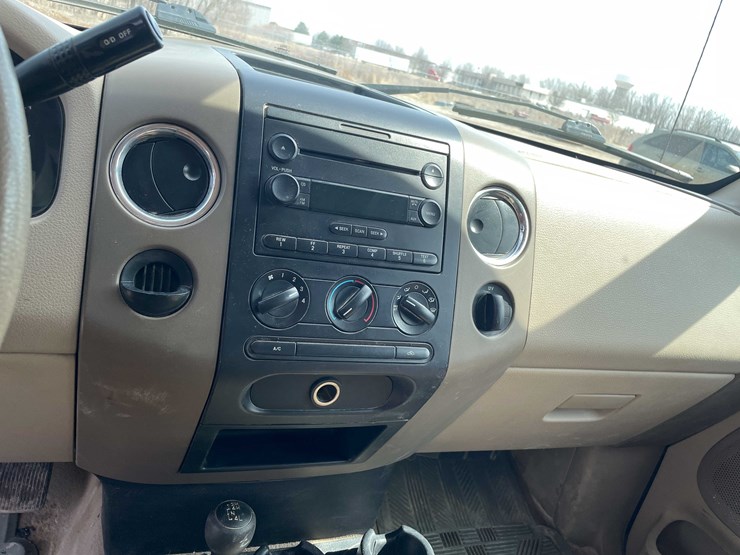 #5675-•-2006-f150-4x4-extended-cab-long-box-(has-wi-title)-image-79