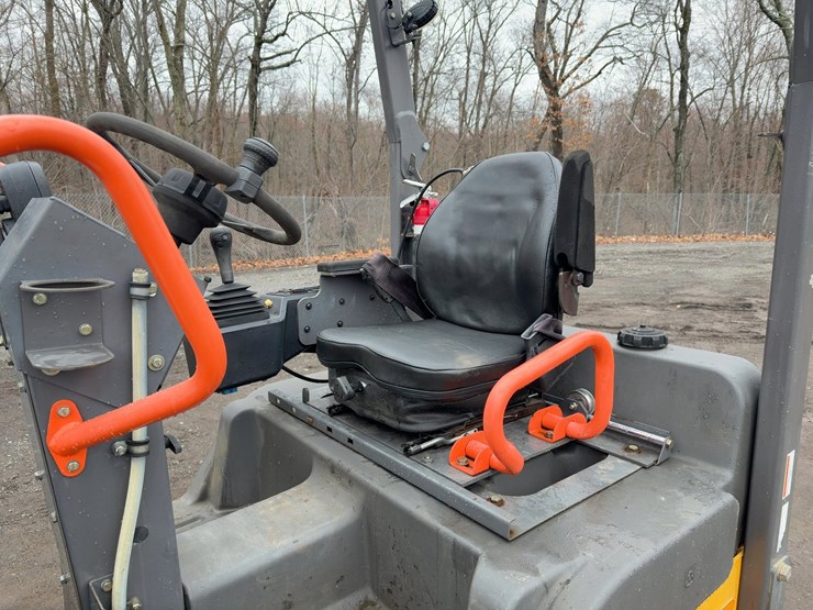 2021-volvo-dd30b-image-16