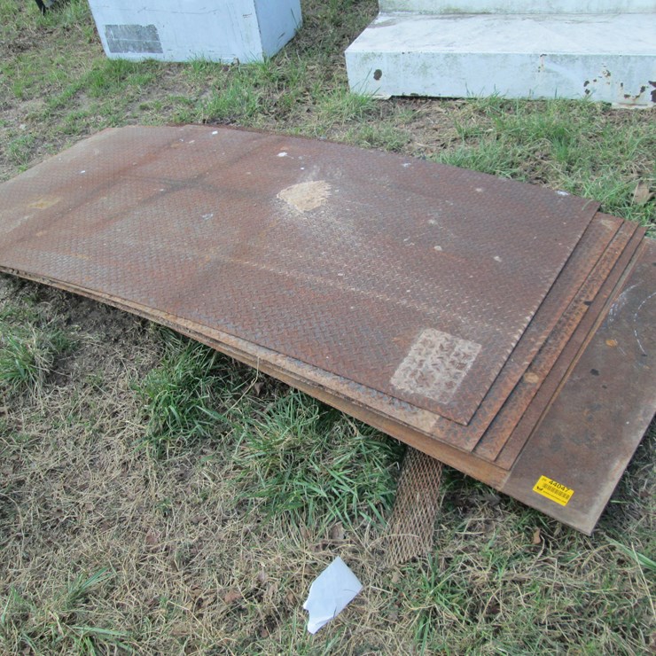 #44047 • Lot of (5) 8'X4' Sheets of Metal